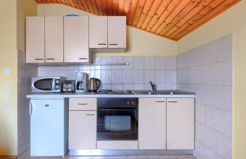 Valdebek Apartamento | Apartment Ruža 1 by Interhome