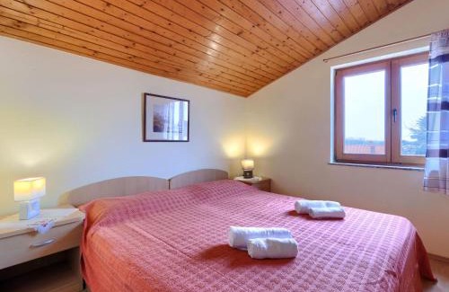 Valdebek Apartamento | Apartment Ruža 2 by Interhome