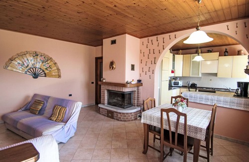 Aurano Apartamento | Apartamento Rudi by Interhome