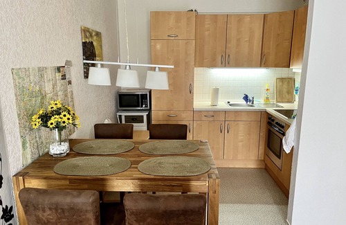 Bad Harzburg Apartamento | Apartamento "RuheZeit" con vistas a la montaña, sauna y piscina compartidas