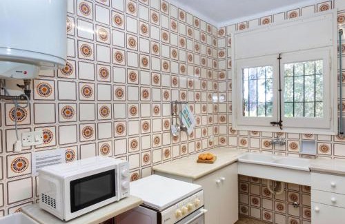 Sa Riera Apartamento | Apartment S'Esquirols Nº7 by Interhome