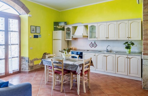 Magliano in Toscana Apartamento | Apartamento 'Stalla' con jardín compartido, Wi-Fi y aire acondicionado