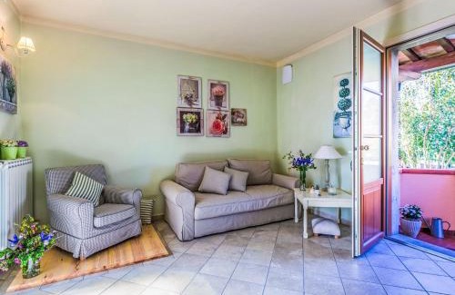 Rosignano Solvay Apartamento | Apartment Saida by Interhome