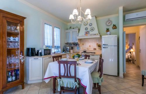 Rosignano Solvay Apartamento | Apartment Saida by Interhome