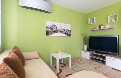 Punat Apartamento | Apartment Salvagno - Two Bedroom Apartment with Balcony and Sea View