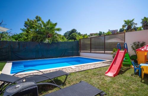 Pobri Apartamento | Apartment Sandra by Interhome