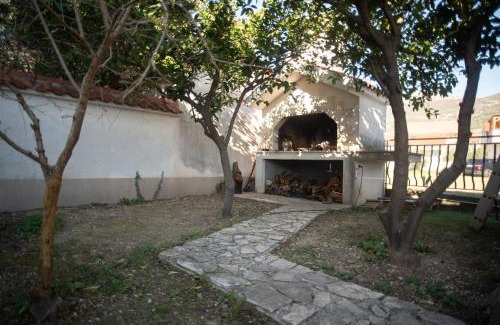 Kastela Apartamento | Apartment Sasa