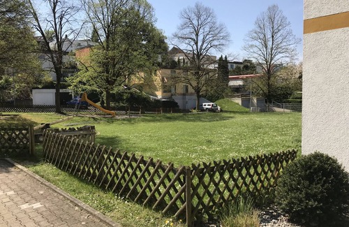 Ueberlingen Apartamento | Apartamento 'Saschas' con vistas al lago, balcón y Wi-Fi