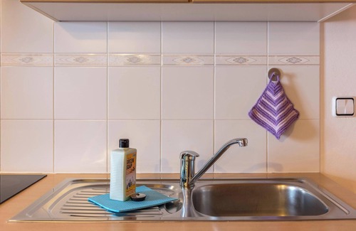 Castelrotto Apartamento | Apartamento "Sattelkammer" con vistas a la montaña, Wi-Fi y jardín
