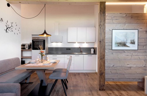 Maranza Apartamento | Apartamento 'Schöne Aussicht' con vistas a la montaña, balcones y Wi-Fi