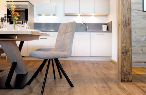 Maranza Apartamento | Apartamento 'Schöne Aussicht' con vistas a la montaña, balcones y Wi-Fi