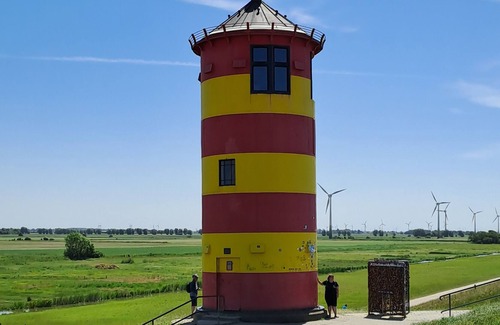 Weener Apartamento | Apartment "Schäfchen" in a secluded location directly on the dike