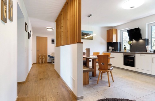 Castelrotto Apartamento | Apartamento 'Schererhof Dolomitenblick' con vistas a la montaña, jardín compartido y Wi-Fi