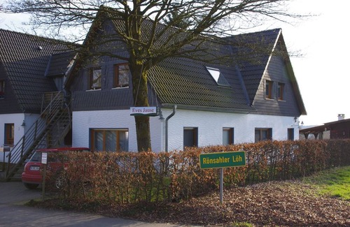 Roensahl Apartamento | Apartamento 'Schmitzebrinks Ferienwohnung' con jardín compartido y Wi-Fi