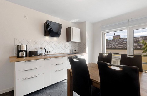 Bad Wildungen Apartamento | Apartment 'Schneider' with Balcony and Wi-Fi