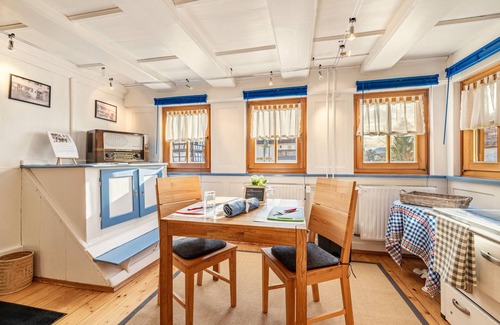 Balingen Casa | Apartamento de vacaciones 'Schuler-Haus' con terraza comunitaria cerca del castillo de Hohenzollern