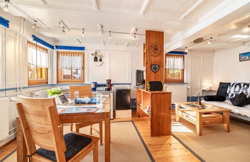 Balingen Casa | Apartamento de vacaciones 'Schuler-Haus' con terraza comunitaria cerca del castillo de Hohenzollern
