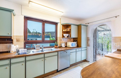 Balzhofen Apartamento | Apartamento 'Schwarzwald Glück Ferienwohnung' con terraza privada y Wi-Fi