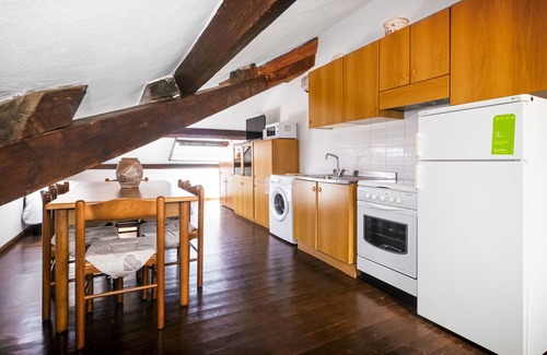 Deiva Marina Apartamento | Apartamento Sea Breeze Deiva Marina 4 Tinetto