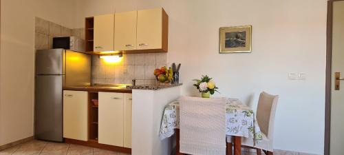 Vrboska Apartamento | Apartment Sea view