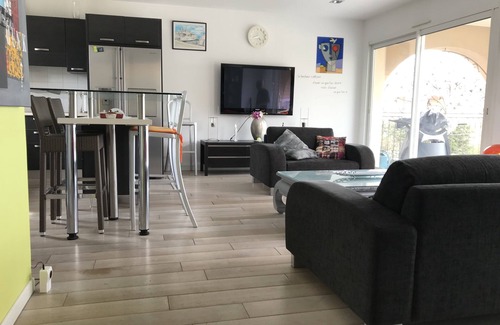 Marine de Saint Ambroggio Apartamento | Apartment, sea view, large terrace, sleeps 5
