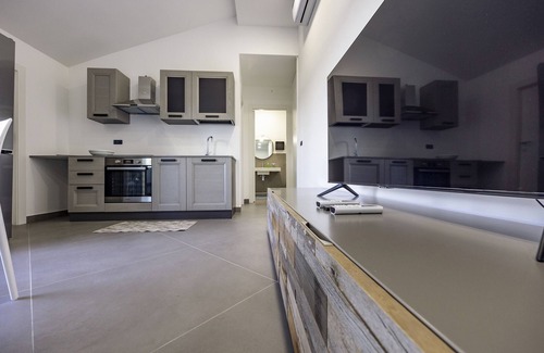 Marina di Patti Apartamento | Apartamento 'Seaview' con vistas al mar, Wi-Fi y aire acondicionado