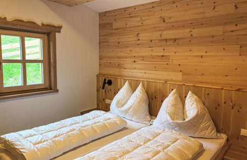 Forstau Apartamento | Apartment Sennerin by Interhome