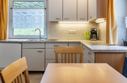 Pfalzen Apartamento | Apartamento 'Silbernagl Terrasse - Blick Zum See' con terraza compartida y Wi-Fi