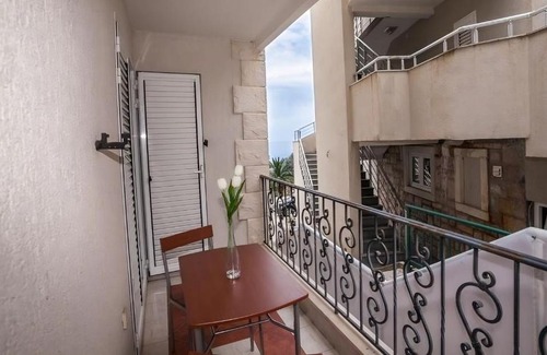 Sveti Stefan Apartamento | Apartment Skada
