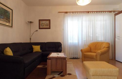Njivice Apartamento | Apartment Sladić