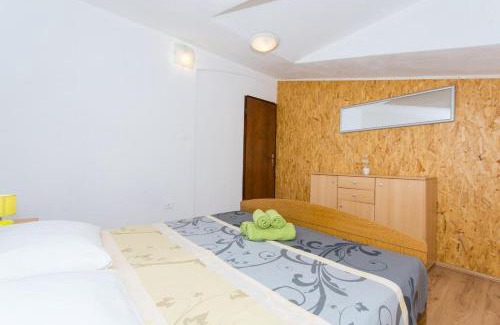Municipality of Trogir Apartamento | Apartment Slatine 1126b