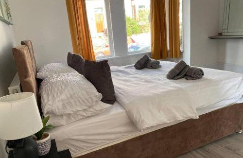 Newport Apartamento | Apartment - Sleeps 2 - Parking - WiFi