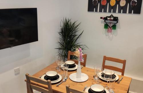 Alibon Apartamento | Apartment - Sleeps 4 - Balcony - Parking