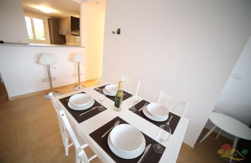 Torre-Pacheco Apartamento | Apartment - Sleeps 4 - Pool - Terrace - Parking