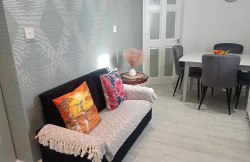 Alibon Apartamento | Apartment - Sleeps 4 - Parking - WiFi