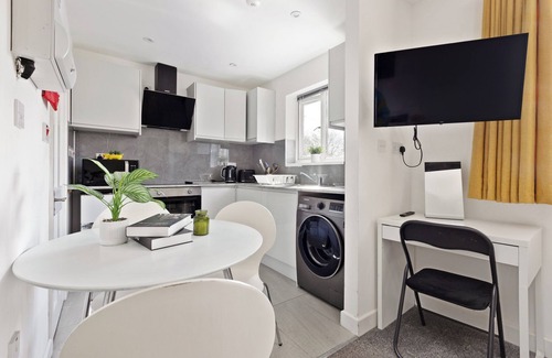 South Harrow Apartamento | Apartment - Sleeps 5 & Free Parking