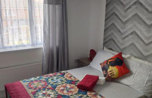 Chadwell Apartamento | Apartment - Sleeps 5 - Parking - Station Close