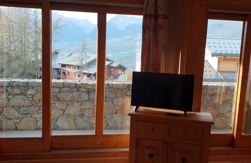 Montchavin Apartamento | Apartment sleeps 6 on the slopes and close to shops !!!