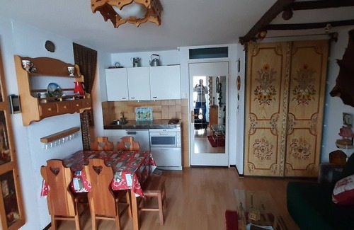 Eclose-Est Apartamento | Apartamento para 6 personas con dormitorio y área de cabina
