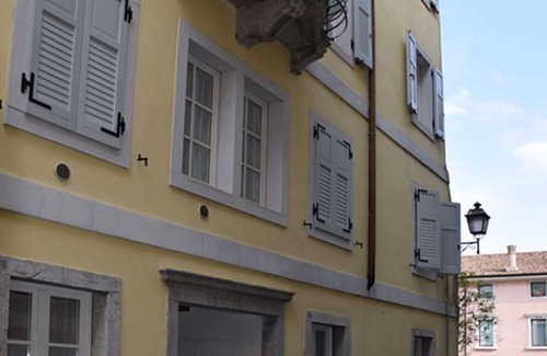 Gradisca d'Isonzo Apartamento | Apartment Soleschiano, located in the heart of the historic center.