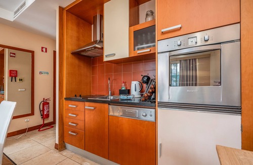 Estombar Apartamento | Apartamento 'Soeiro' con piscina compartida, Wi-Fi y aire acondicionado