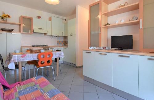 Rosapineta Apartamento | Apartment Solmare-31 by Interhome