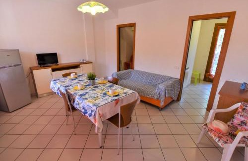 Rosapineta Apartamento | Apartment Solmare-46 by Interhome