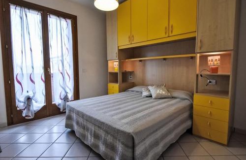 Rosapineta Apartamento | Apartment Solmare-54 by Interhome