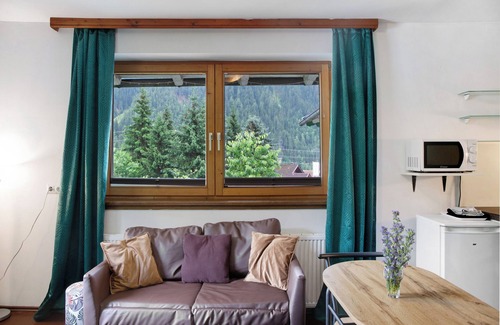 Stall Apartamento | Apartamento "Sonnberg" en Molltaler Appartements con vistas a la montaña, balcón y Wi-Fi