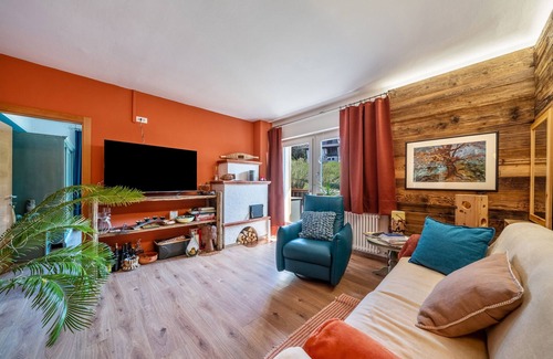 Lana Apartamento | Apartamento 'Sonnenparadies Ronzone' con vistas a la montaña, terraza privada y Wi-Fi