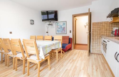 Navis Apartamento | Apartment Spörr by Interhome