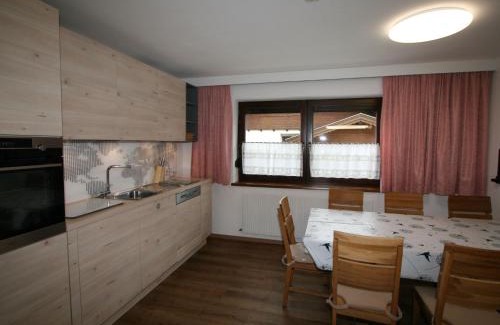 Navis Apartamento | Apartment Spörr by Interhome