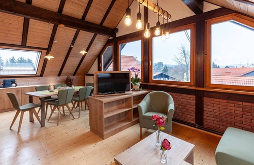 Waechtersbach Apartamento | Apartamento 'Spessart' con terraza compartida, jardín compartido y Wi-Fi