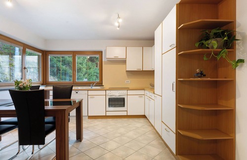 Sarentino Apartamento | Apartamento 'Sprenghof' con vistas a la montaña, balcón y Wi-Fi